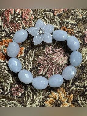 Lavender Flower Bead Stretch Bracelet